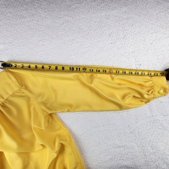 Vintage Lilly Ann Yellow Button Down Satin Blouse Size Medium - Picture 15 of 15
